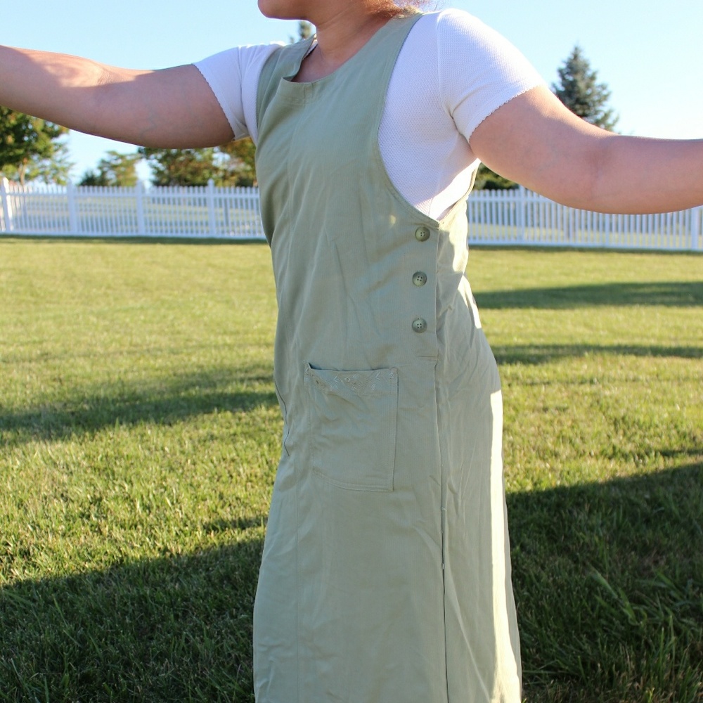 Green summer maxi dress